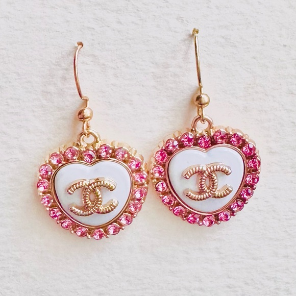 CHANEL Pink, White and Gold Heart Earrings - Picture 6 of 13